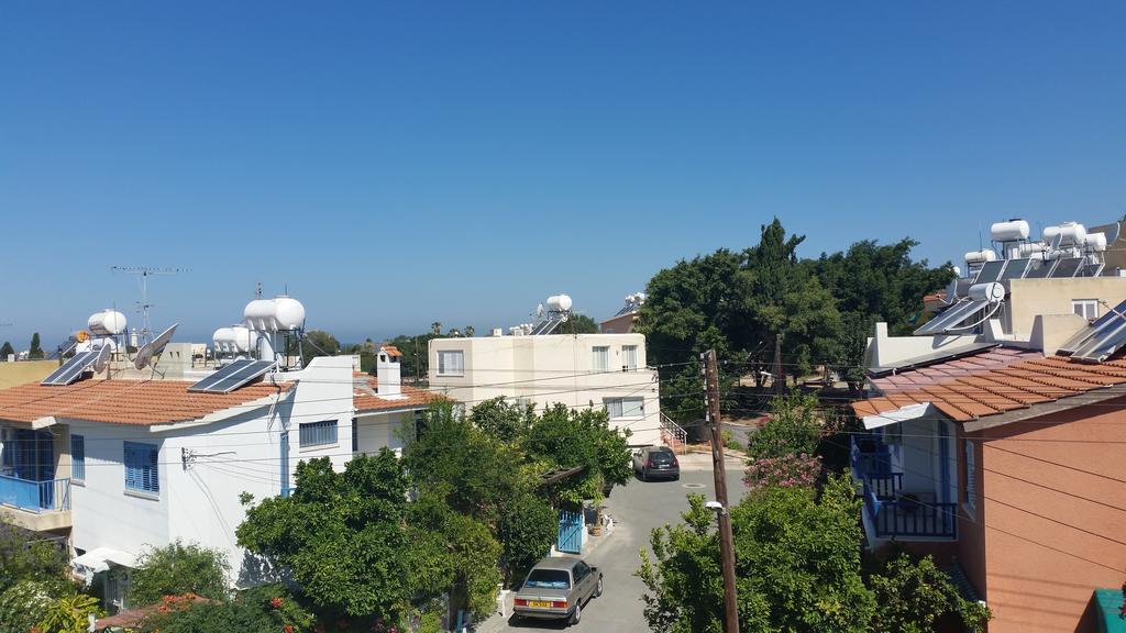 Faneromeni Court Paphos Exterior foto